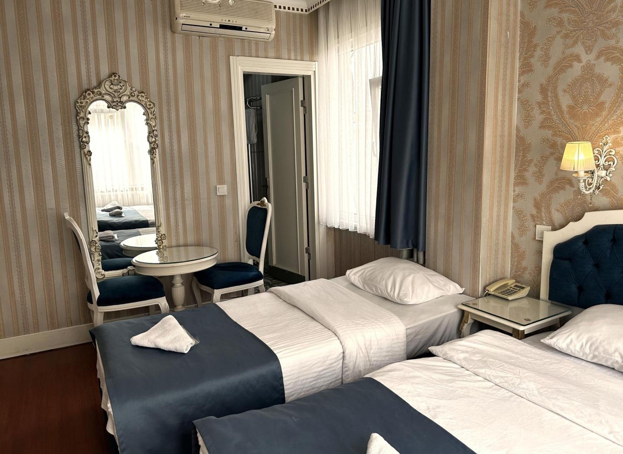 The Istanbul Alyon Hotel Taksim Exterior photo